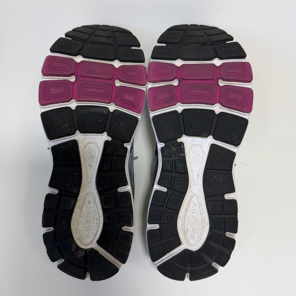 New Balance 840 V4 Running Shoes Sneakers Gray With Pink Accents Size 9 - Picture 8 of 10